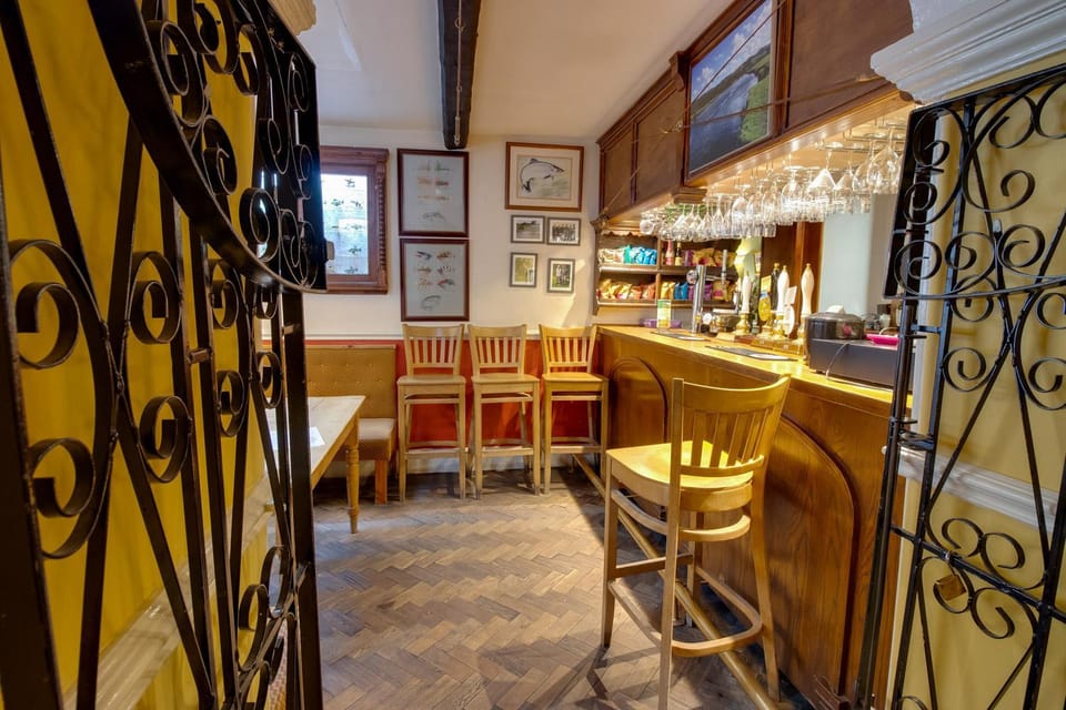 Lounge or bar, Seating area