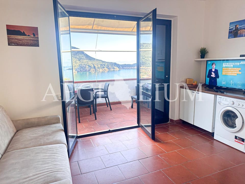 Giglio Blu 1 Apartment in Tuscany