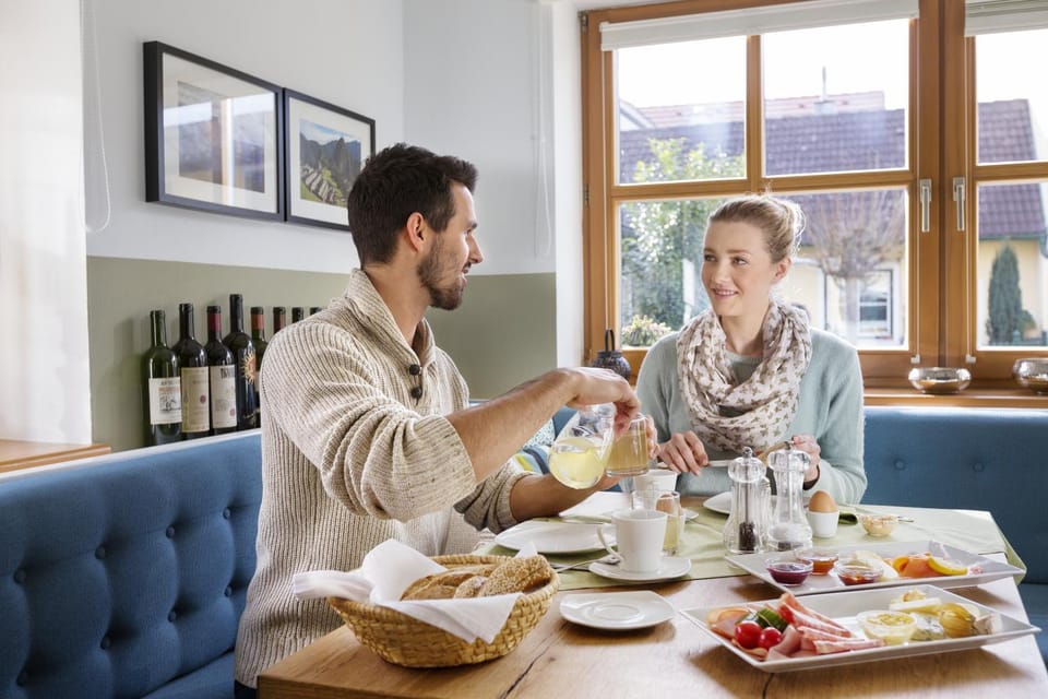 People, Continental breakfast, Drinks