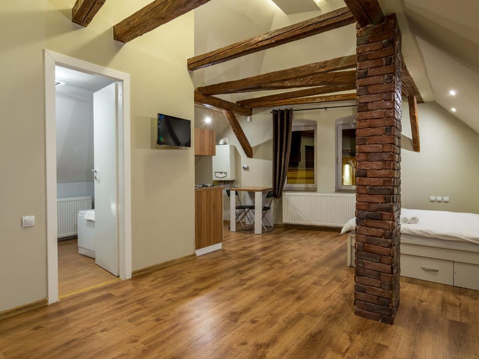 Living room, Bedroom