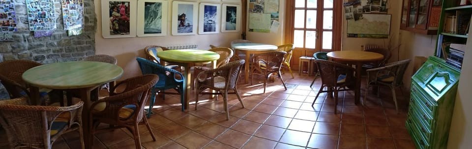 Communal lounge/ TV room, Lounge or bar