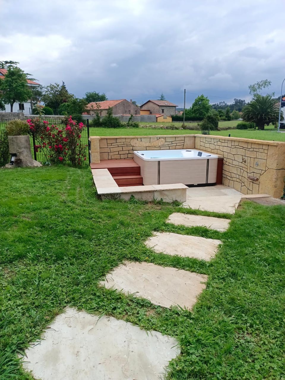 Garden, Swimming pool