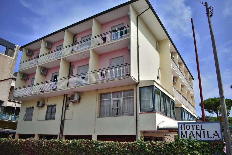 Hotel Manila Hotel in Cervia