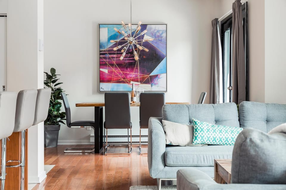 Communal lounge/ TV room, Living room, Decorative detail, Seating area, Dining area, Family
