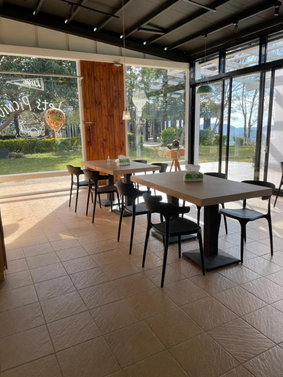 Restaurant/places to eat, Breakfast