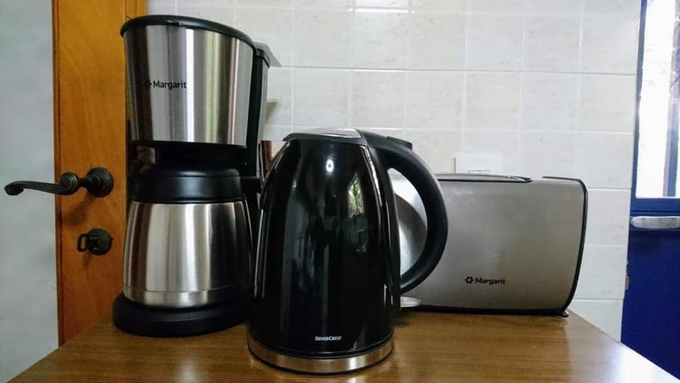 Coffee/tea facilities, Kitchen or kitchenette