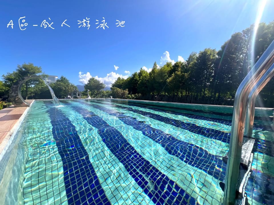 Day, Pool view, Swimming pool, Swimming pool