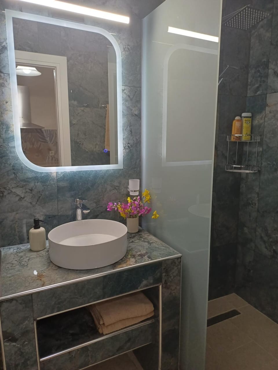 Property building, Bathroom