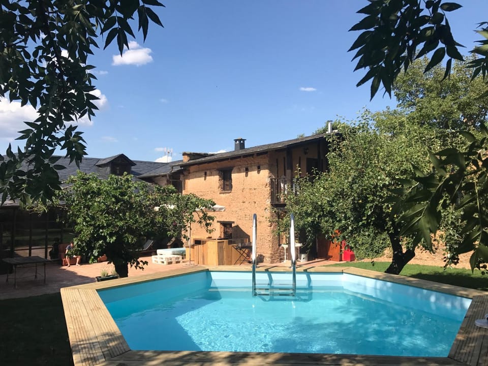 Patio, Swimming pool