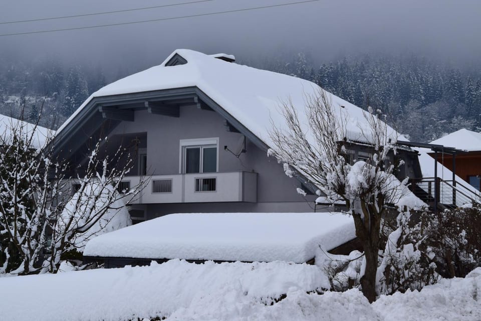 Property building, Winter