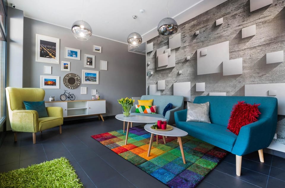 Communal lounge/ TV room, Lobby or reception
