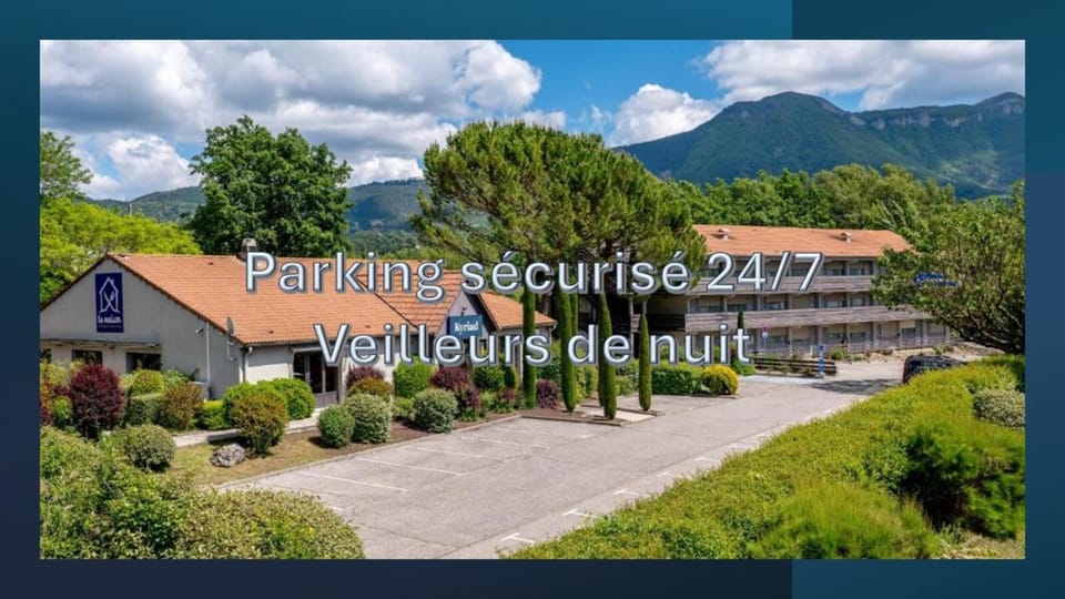 Staff, On site, Parking