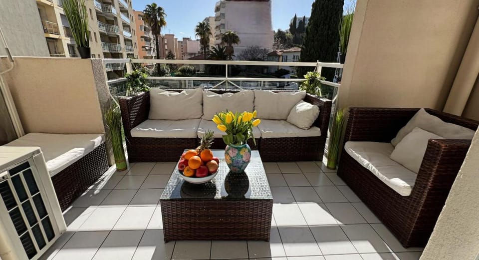 View (from property/room), Balcony/Terrace