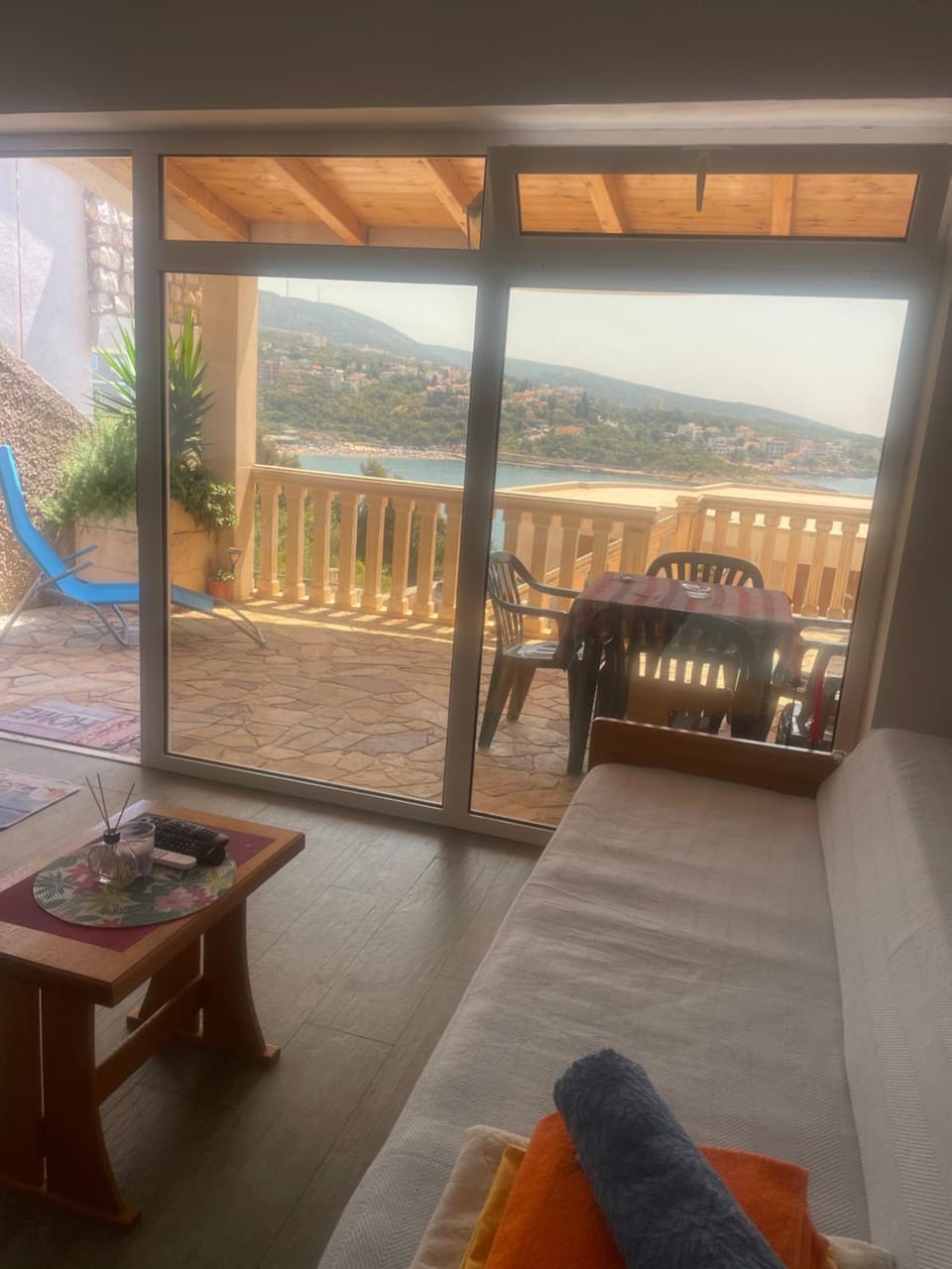 Patio, View (from property/room), Balcony/Terrace, Living room, Photo of the whole room, Seating area