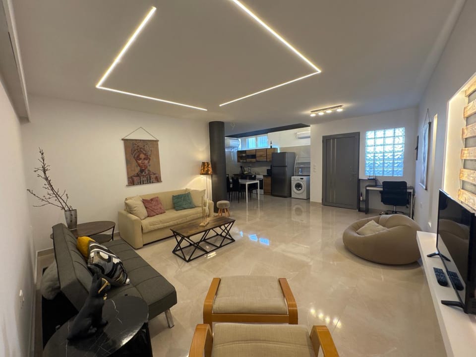 TV and multimedia, Living room, Seating area