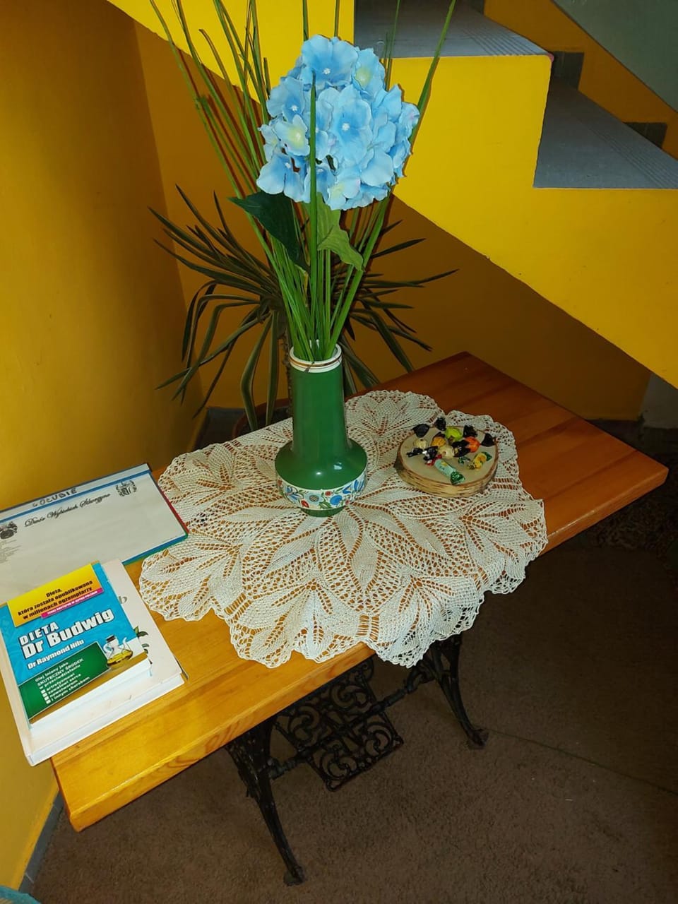 Lobby or reception, Decorative detail