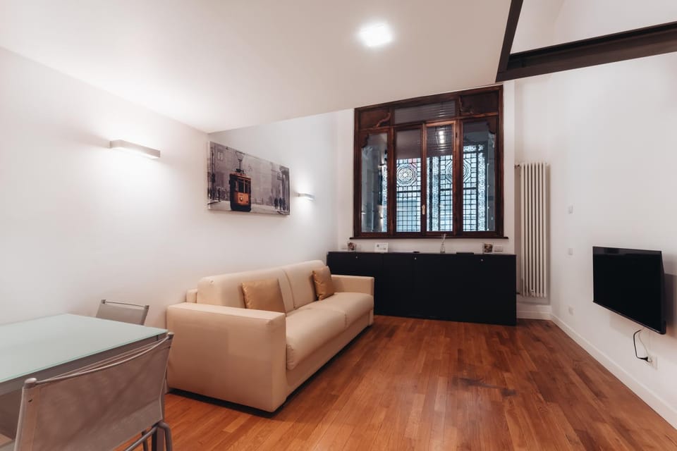 Charming De Togni Apartment Apartment in Milan