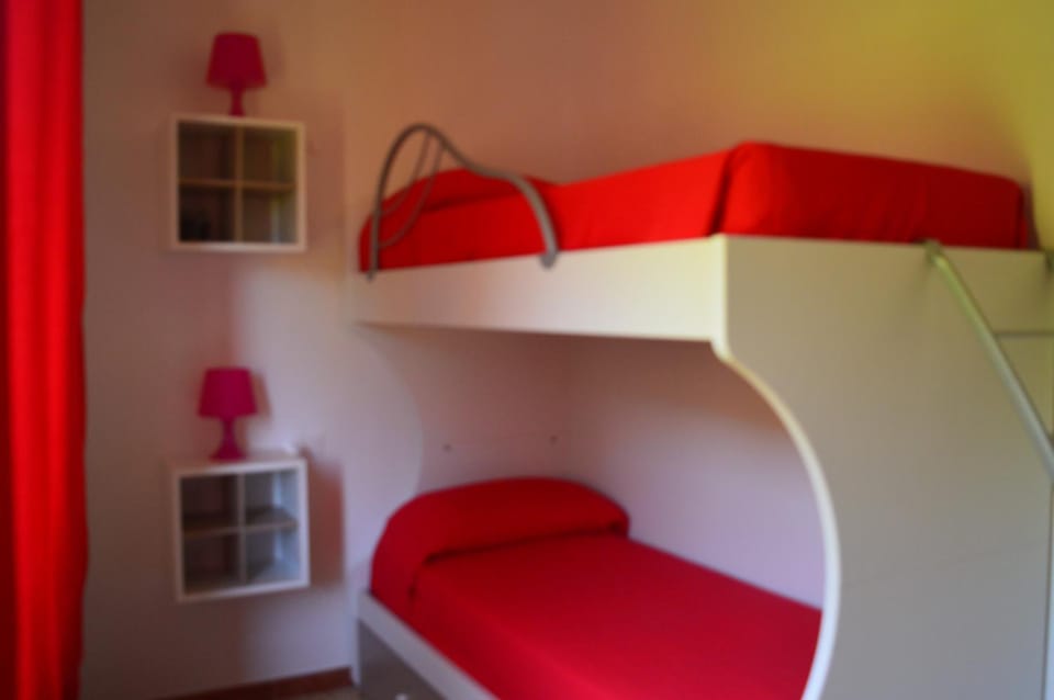 bunk bed