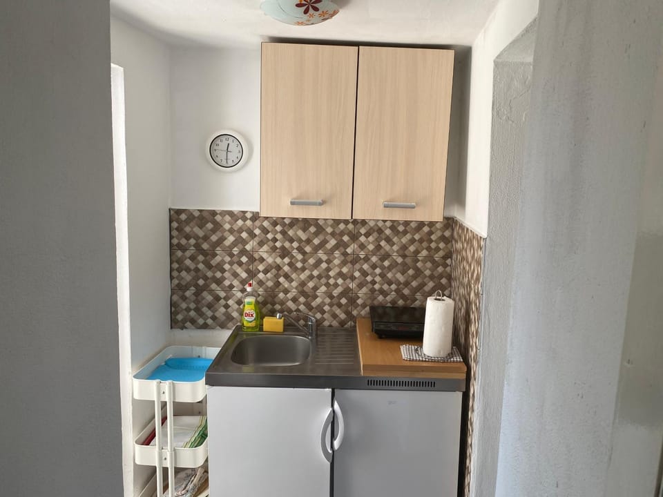 Apartment and Room Surdić Bed and Breakfast in Primorje-Gorski Kotar County