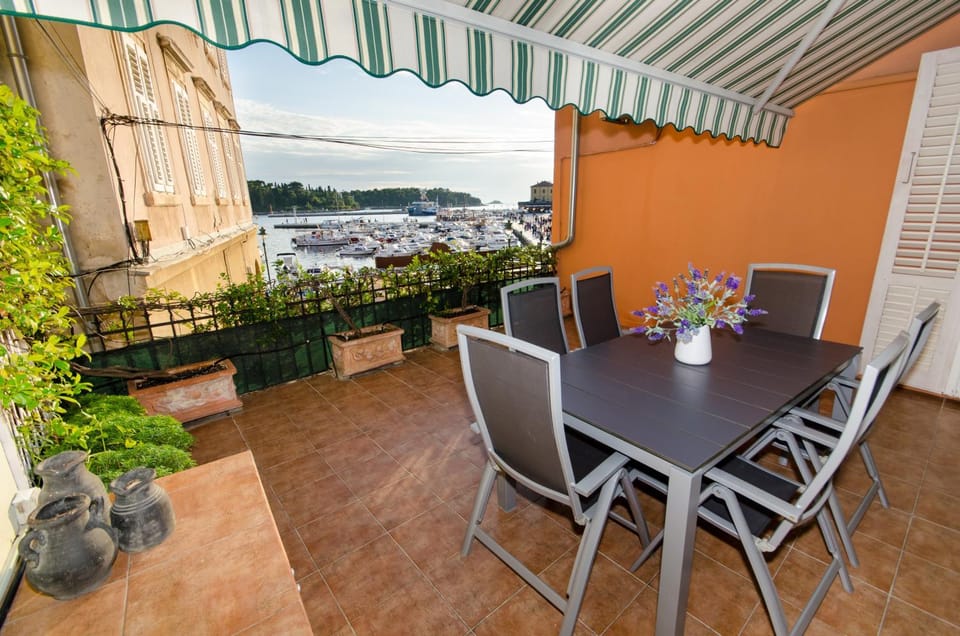 Balcony/Terrace, Balcony/Terrace