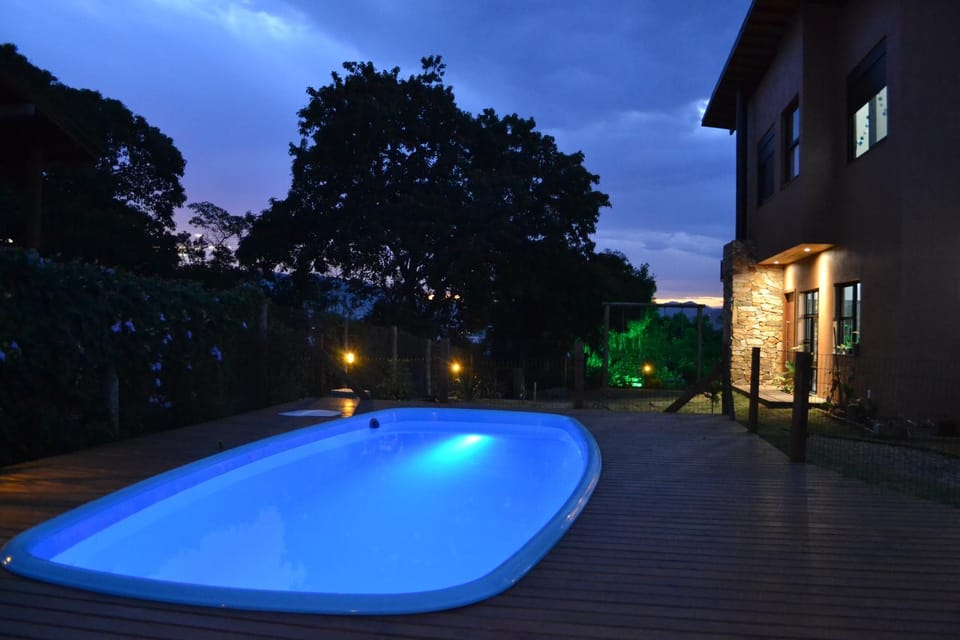 Garden, Swimming pool, Swimming pool