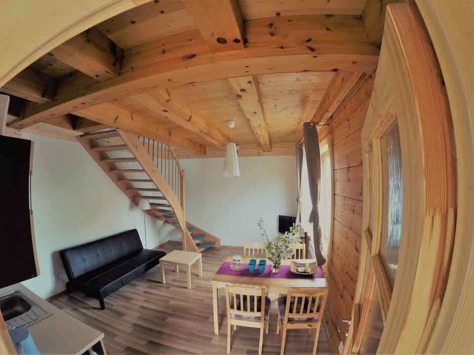 TV and multimedia, Living room, Dining area