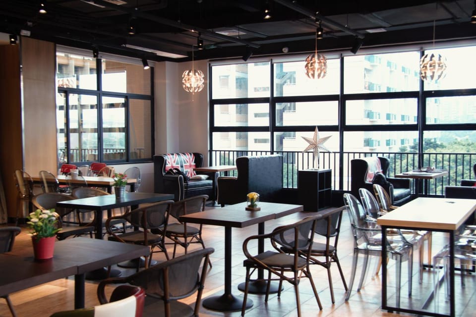 Lounge or bar