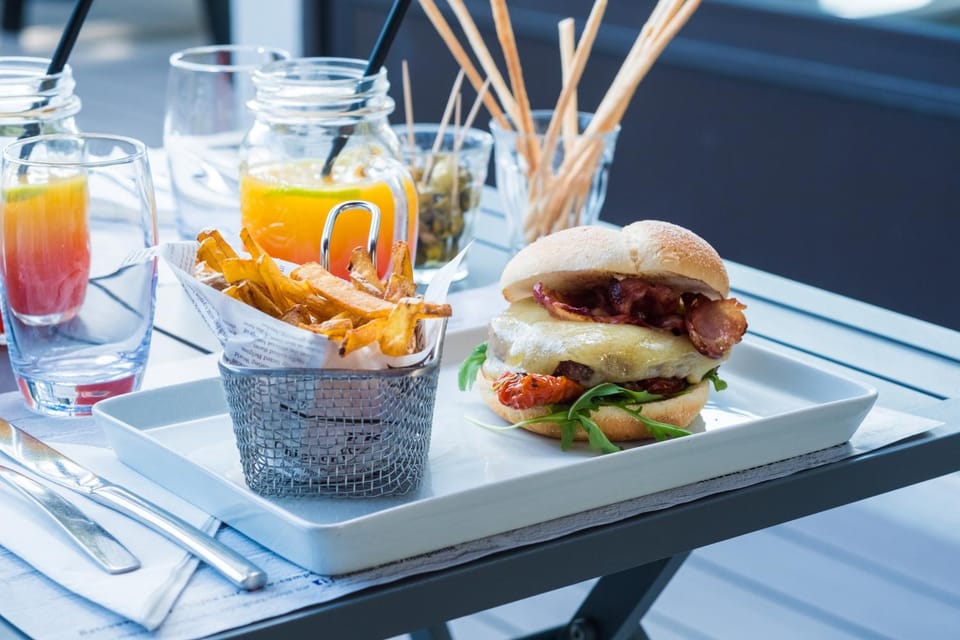 Restaurant/places to eat, Lunch, Dinner