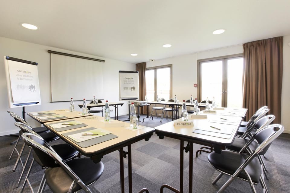 Business facilities, Meeting/conference room