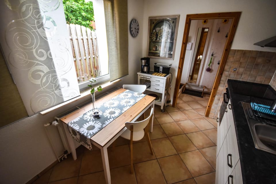 Kitchen or kitchenette, Photo of the whole room