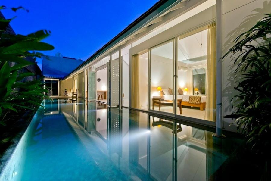 Swimming pool