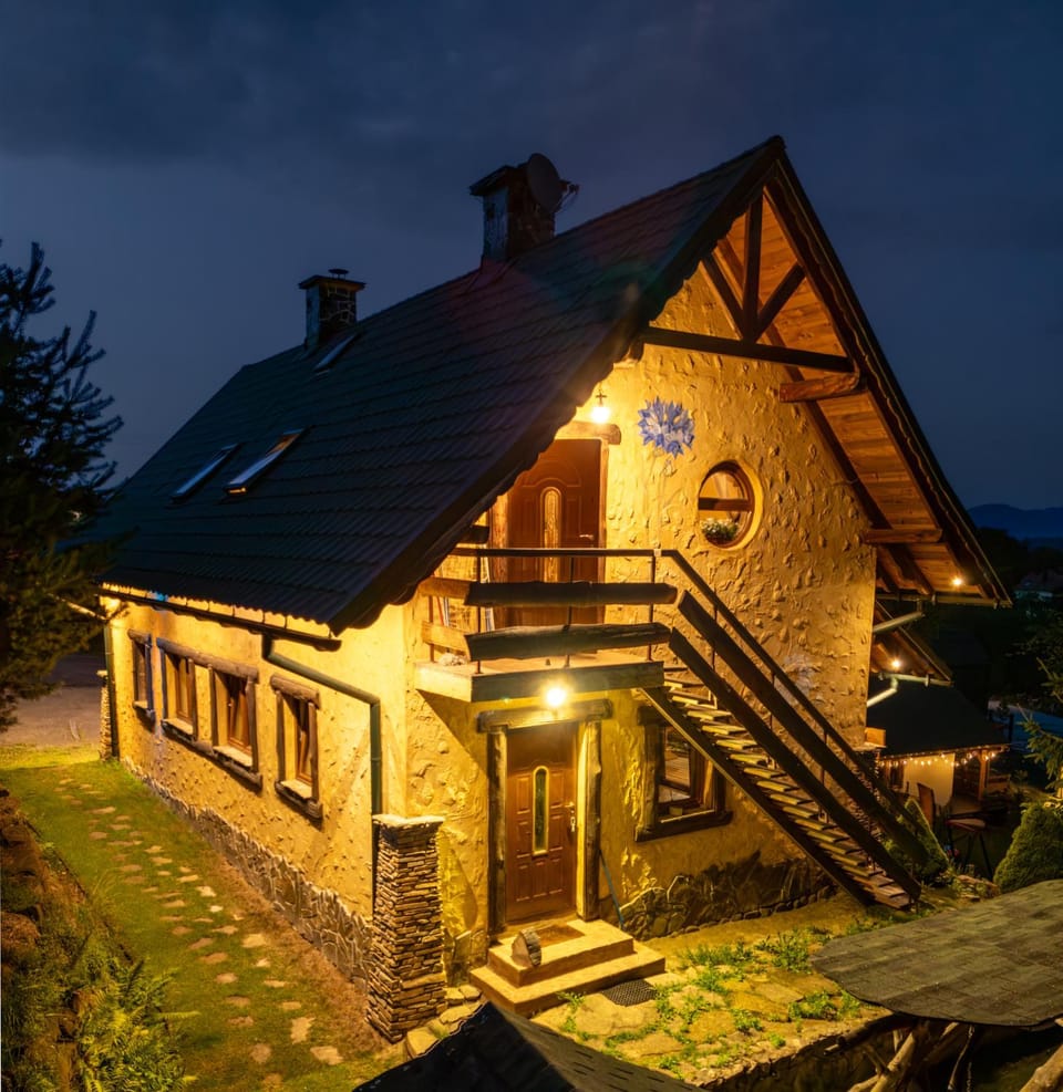 Property building, Night