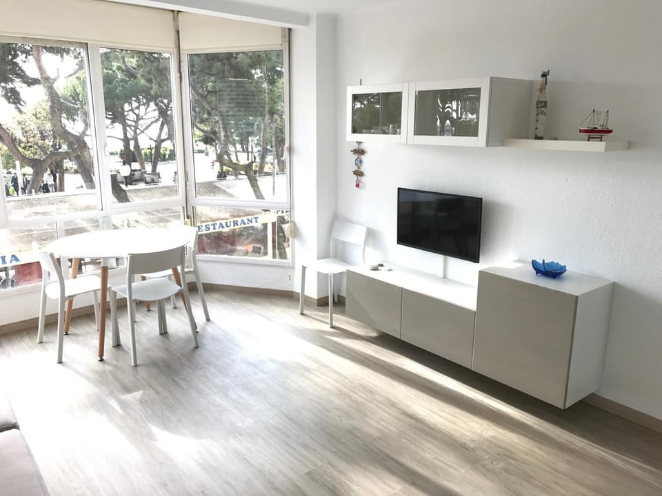 Dining area, Sea view