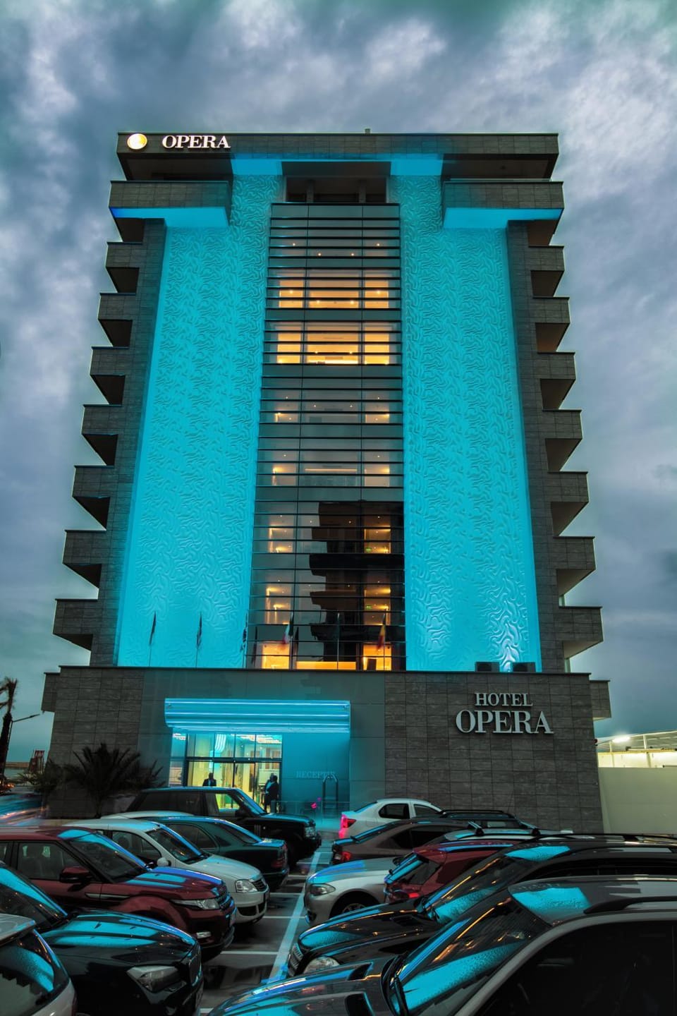 Facade/entrance, Night, Bird's eye view