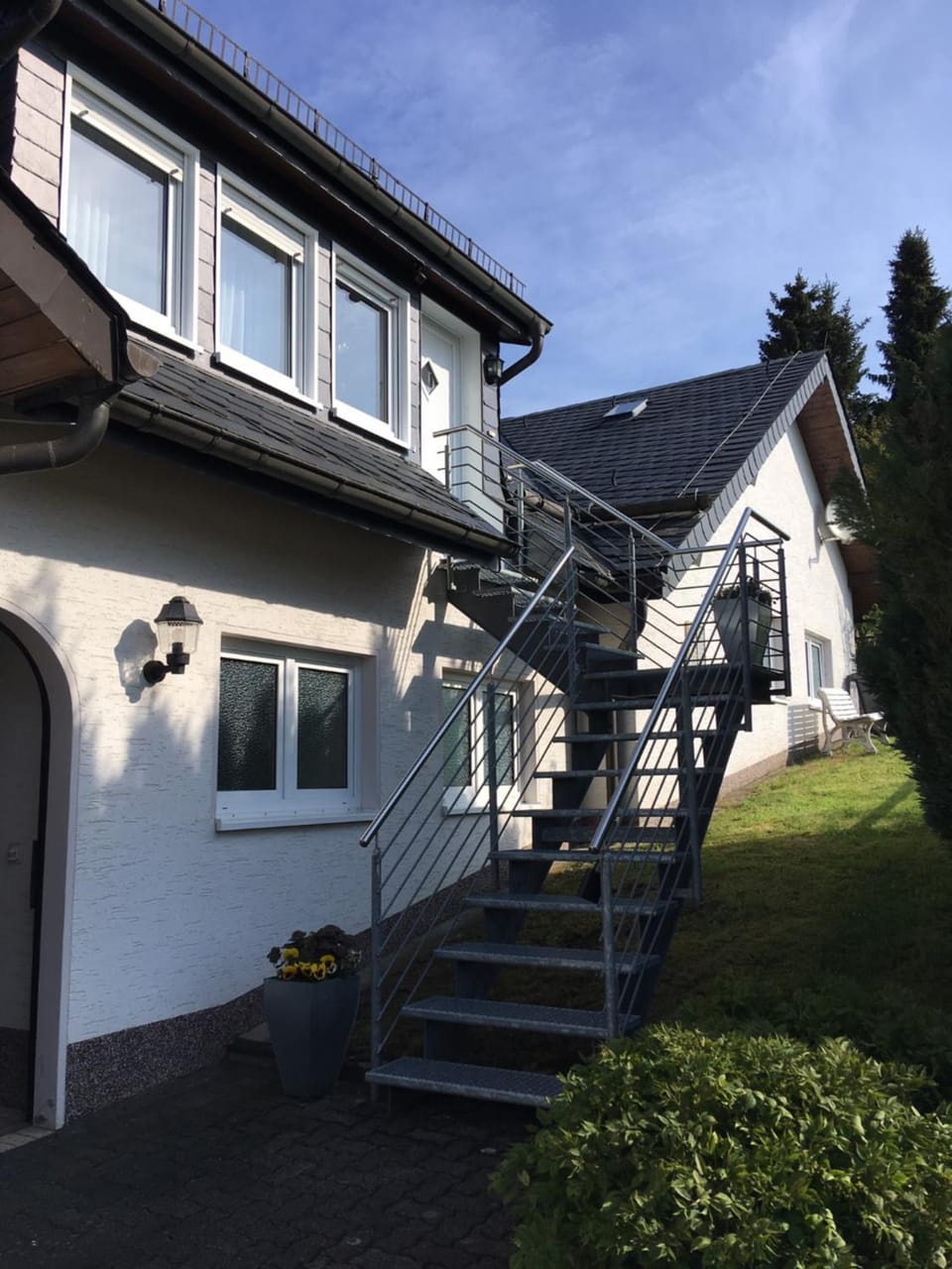 Property building, Facade/entrance