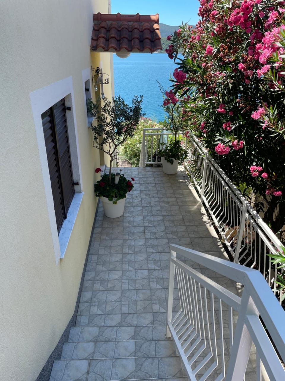 Property building, Patio, Sea view