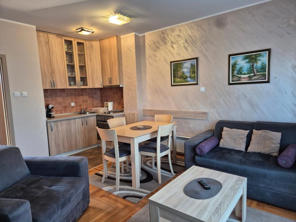 Kitchen or kitchenette, Living room, Dining area