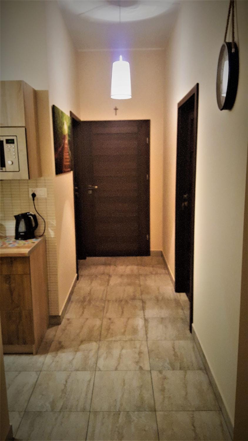 Bed, Bathroom, Kitchen or kitchenette, Bedroom