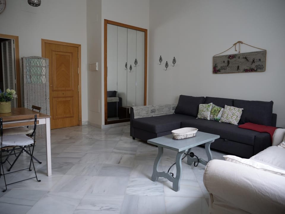 Apartamento Daoiz Apartment in Seville