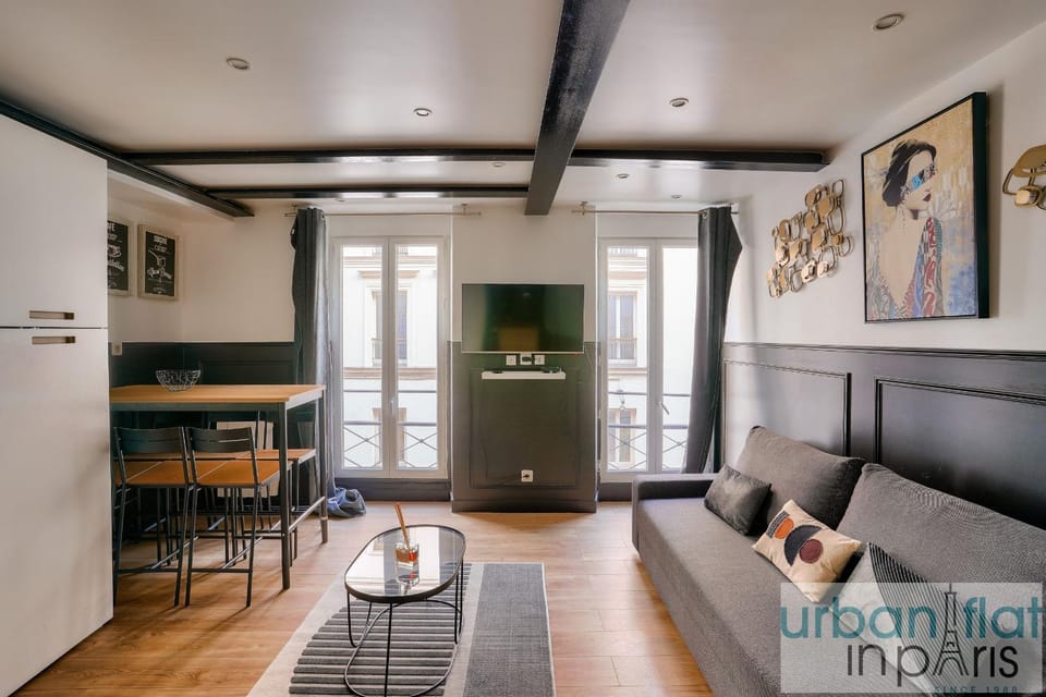 13 Luxury Flat eiffel design 2 Apartment in Paris