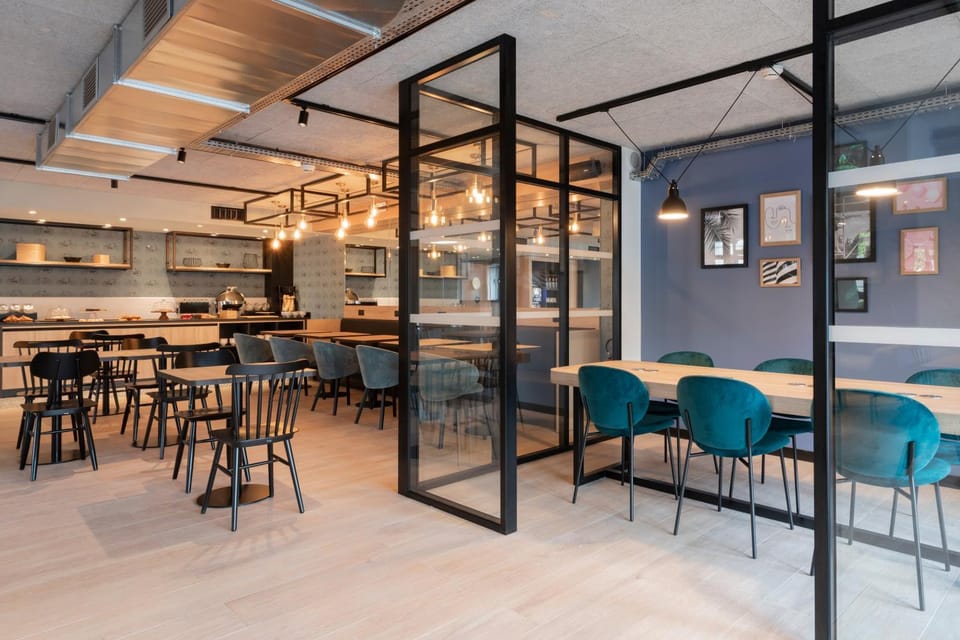 Lounge or bar, Business facilities, Meeting/conference room