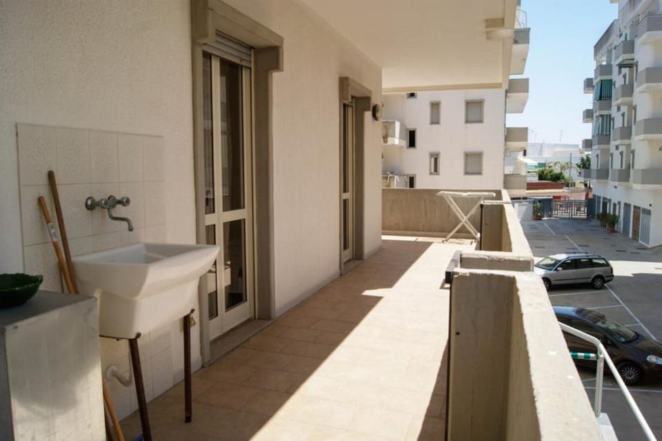 Property building, Balcony/Terrace