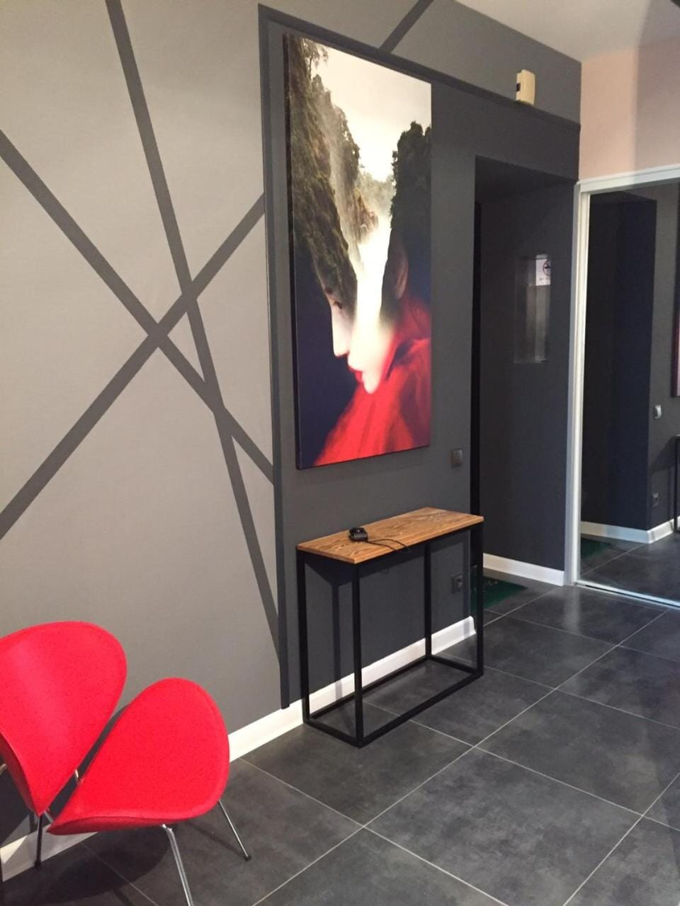 Property building, Photo of the whole room