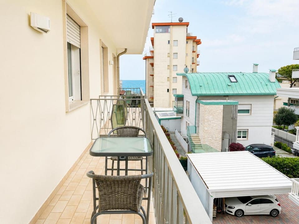 Balcony/Terrace, Balcony/Terrace