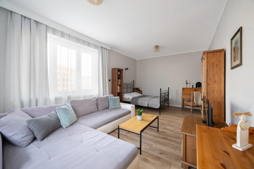 TV and multimedia, View (from property/room), Living room, Seating area, Bedroom, City view, River view, Quiet street view, Inner courtyard view, internet