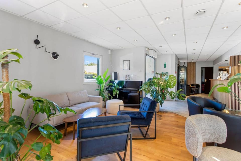 Communal lounge/ TV room, Living room, Lounge or bar