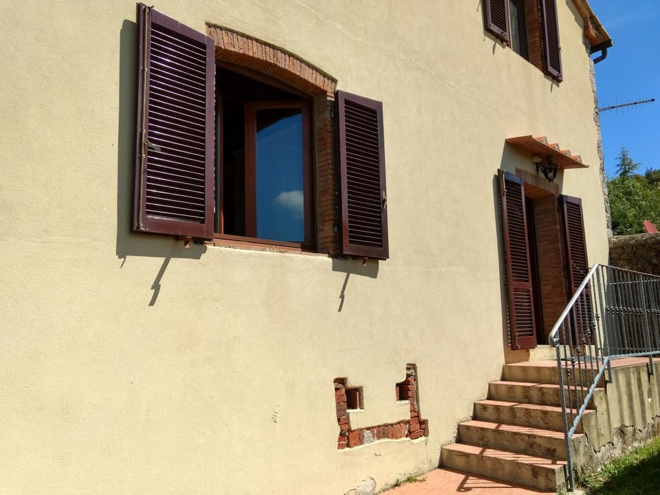Facade/entrance, Spring, Day