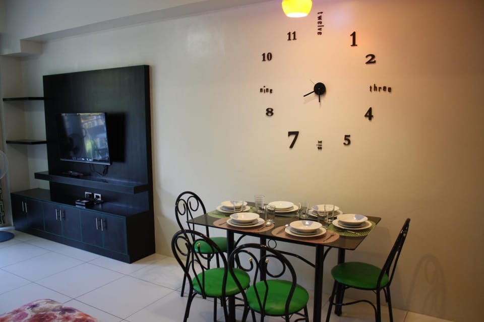 TV and multimedia, Dining area