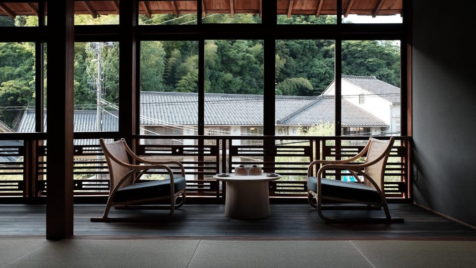 Day, View (from property/room), Balcony/Terrace, Living room, Seating area