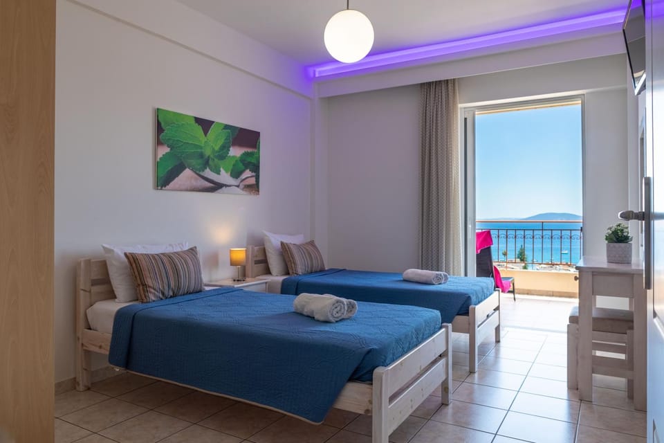TV and multimedia, Living room, Seating area, Dining area, Sea view